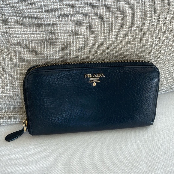 Authentic Prada Pebble Leather Zip Around Zippy Wallet in Black - Picture 1 of 11